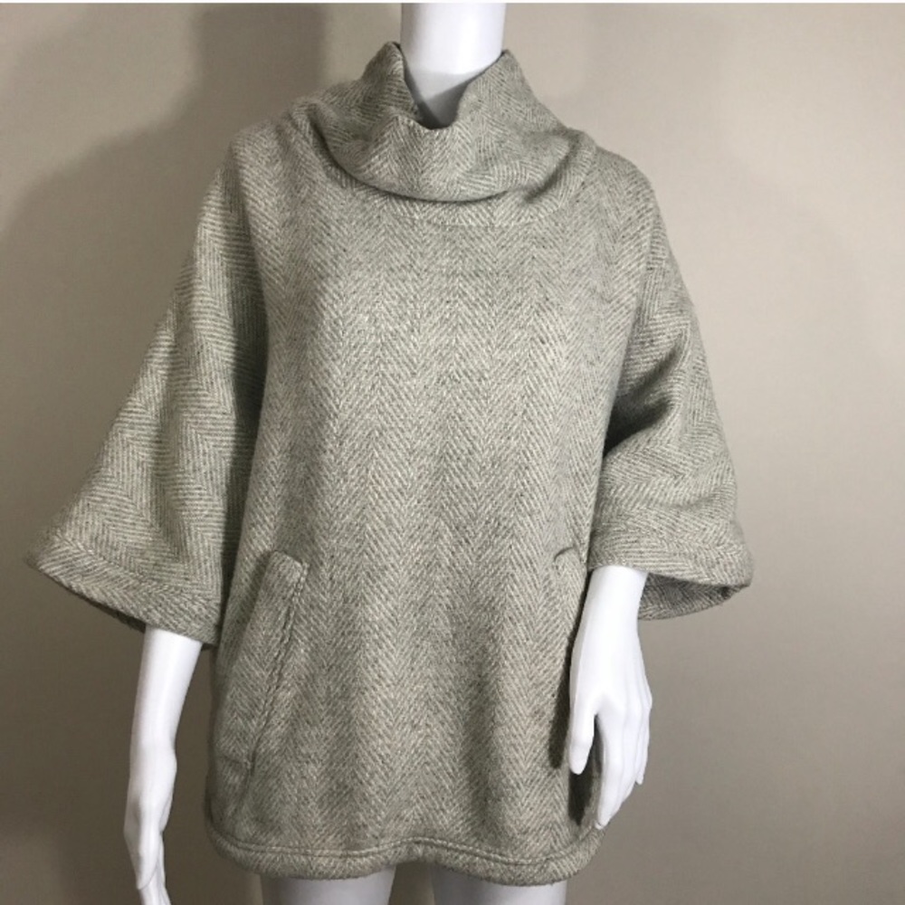⚡️J Crew Batwing Pullover